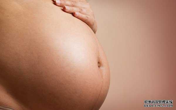 为什么医生不建议孕妇吃钙片?“过量食用”伤害母婴护理!