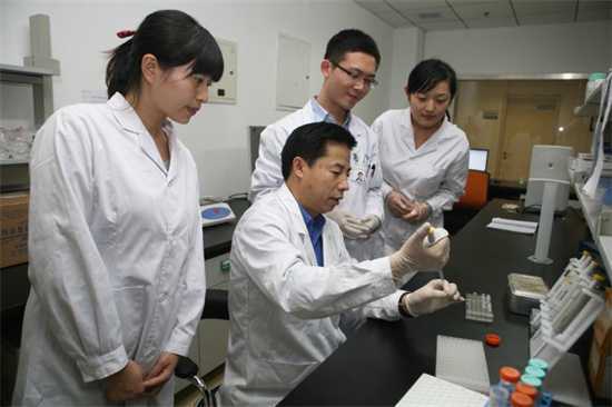 amh值0.05做试管婴儿用什么方案好？围绝经期做试管如何提高成功率
