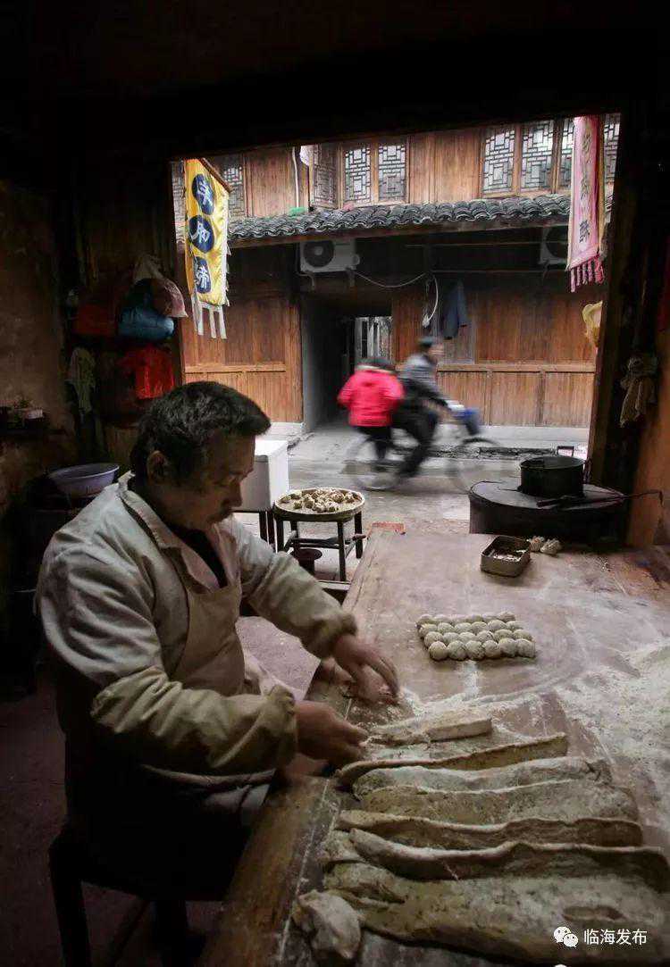 了解宝宝何时开始摄入盐分及如何适量控制盐分摄入