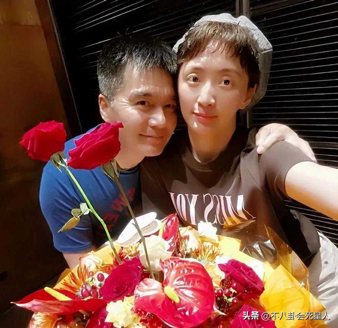 新生儿喂奶量如何把握?